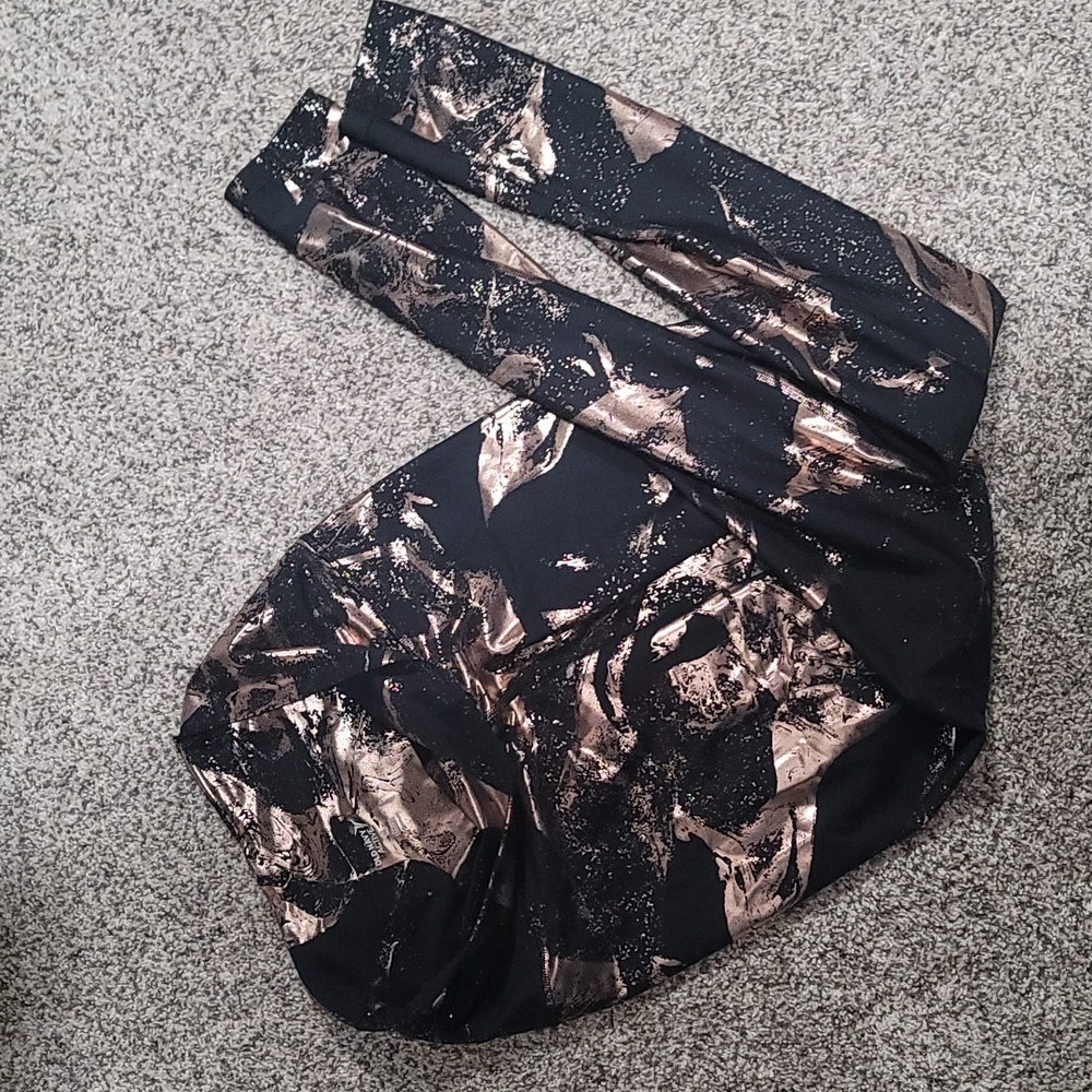 Extra High Waisted Leggings